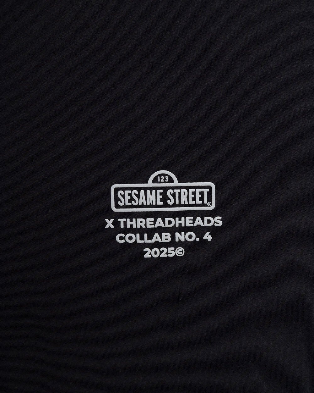 Elmo Chrome Oversized T-Shirt Sesame Street Graphic Tee Unisex 100% Combed Cotton